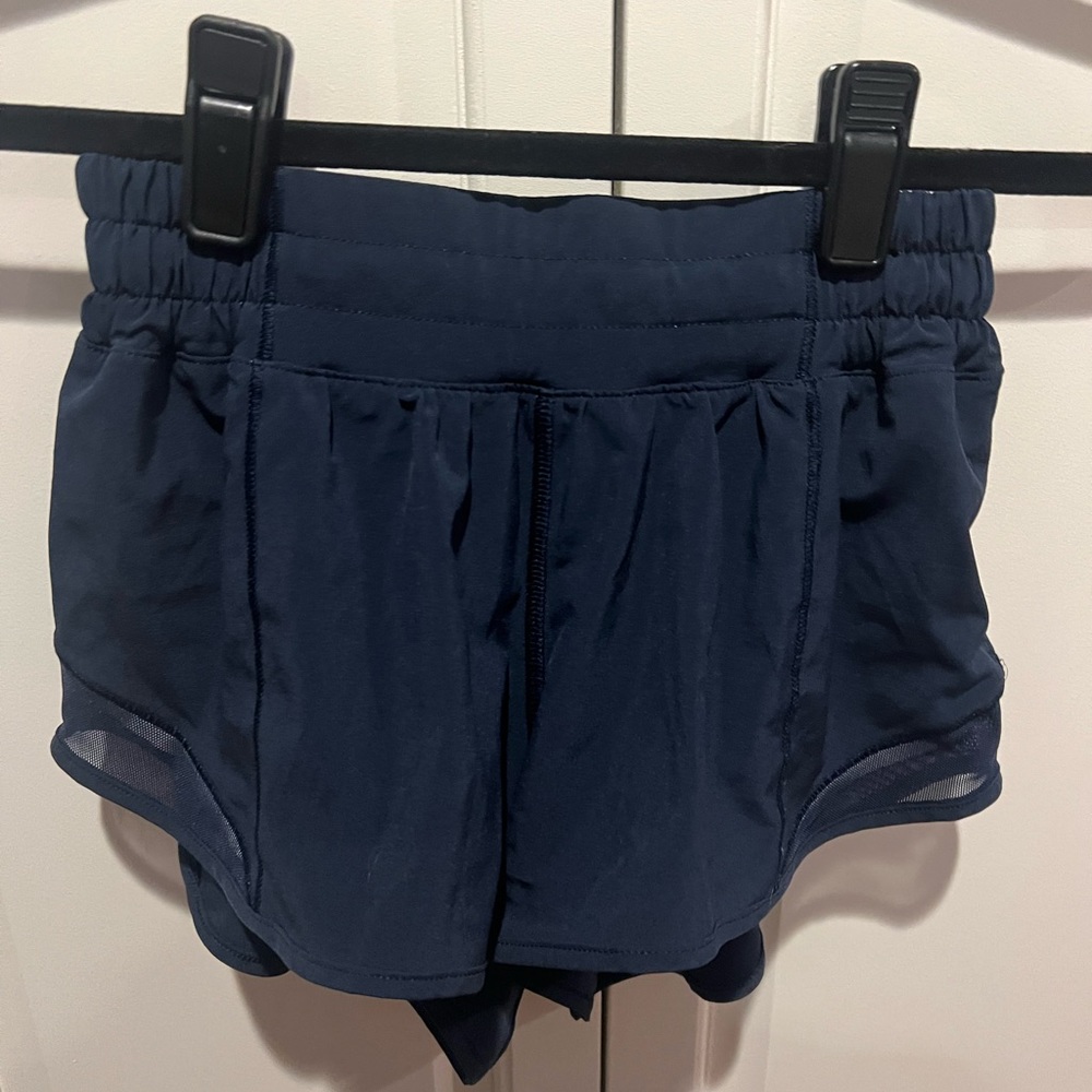 Lululemon size 2 hotty hot shorts